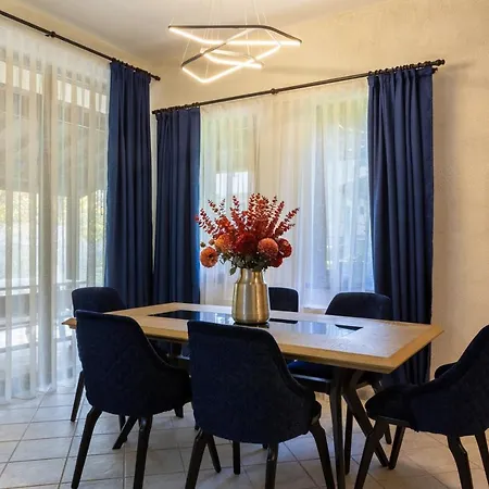 Ostrova Village 3*