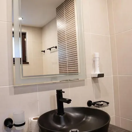 Szálloda Ostrova Village 3*