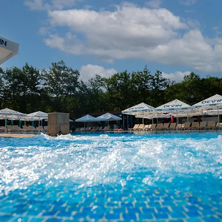 Ostrova Village Otel Beli Osŭm