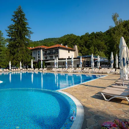 Ostrova Village 3*