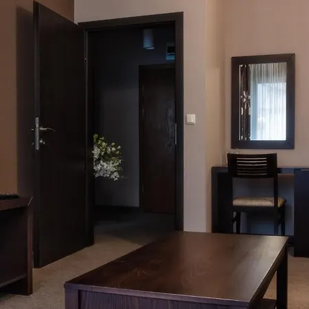 Ostrova Village Hotel 3*