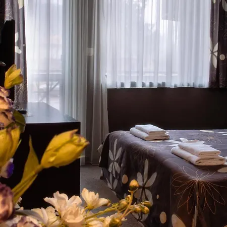 Ostrova Village 3*
