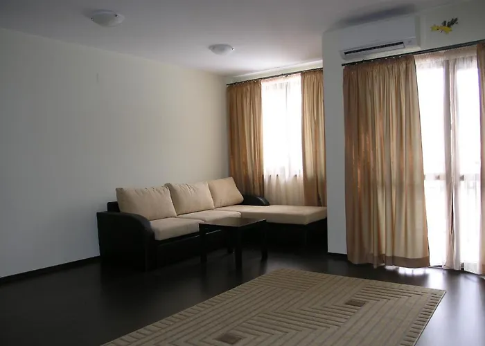 Ostrova Village Beli Osŭm